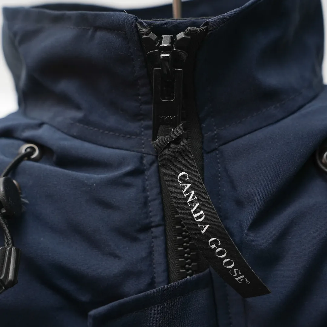 CANADA GOOSE 17 ：Dark Blue Size：S-XXL